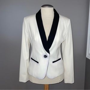 NAME YOUR PRICE! Jessica (from Sears) | Ivory Tuxedo Style Blazer